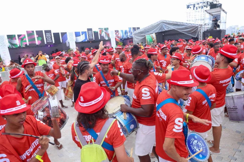 super bateria superbet carnaval Guiness world records carnaval Rio de Janeiro