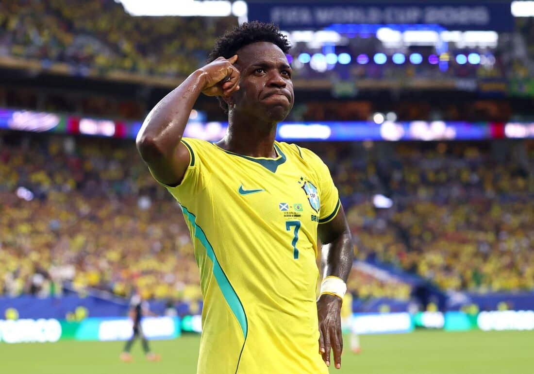 vini jr comemorando gol betfair calculadora